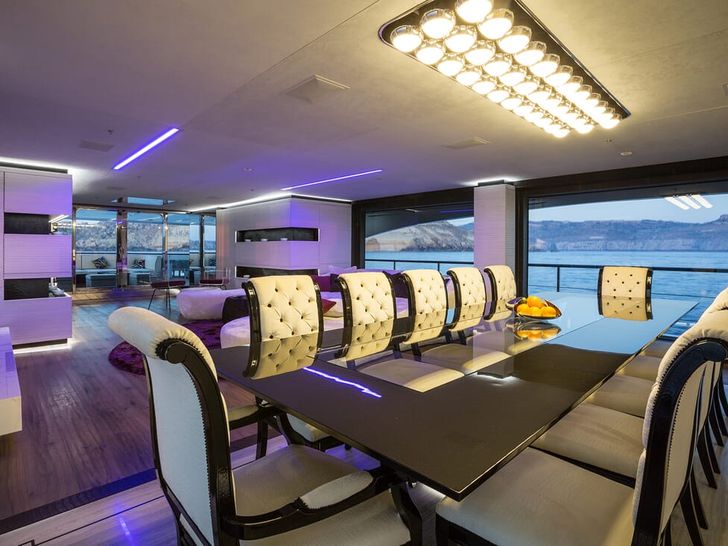 OCEAN PARADISE Benetti55m indoor dining OCEAN PARADISE Benetti55m indoor dining