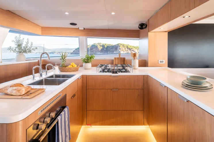 Charter Yacht OCEANS ONE - Bali 5.8 - 4 Cabins - Tortola - Virgin Gorda - Anegada - BVI - Caribbean