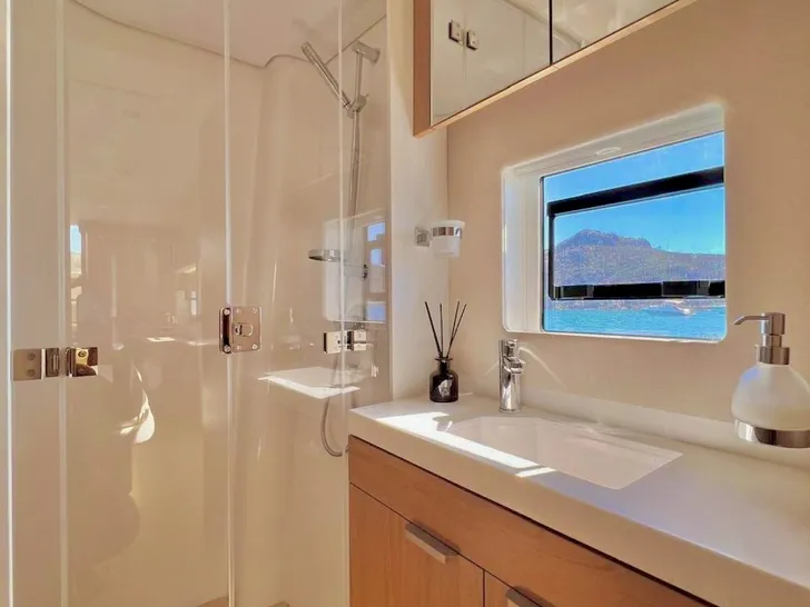OCEANS ONE Bali 5.8 - master cabin ensuite bathroom OCEANS ONE Bali 5.8 - master cabin ensuite bathroom