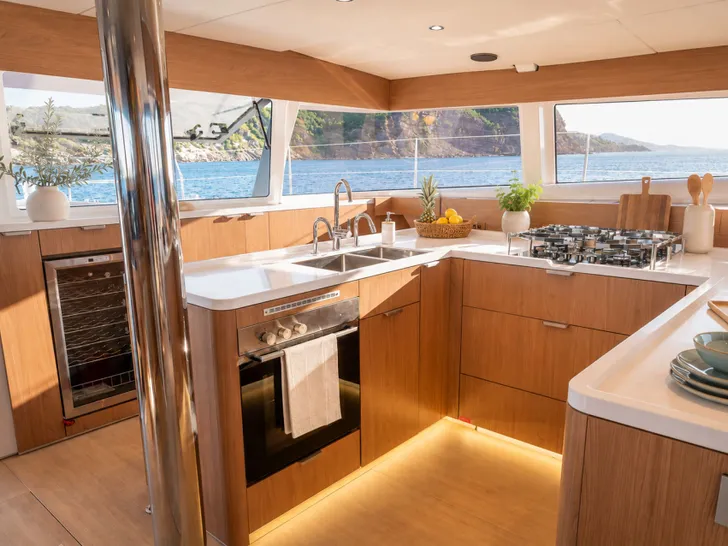 OCEANS ONE Bali 5.8 - modern catamaran galley OCEANS ONE Bali 5.8 - modern catamaran galley