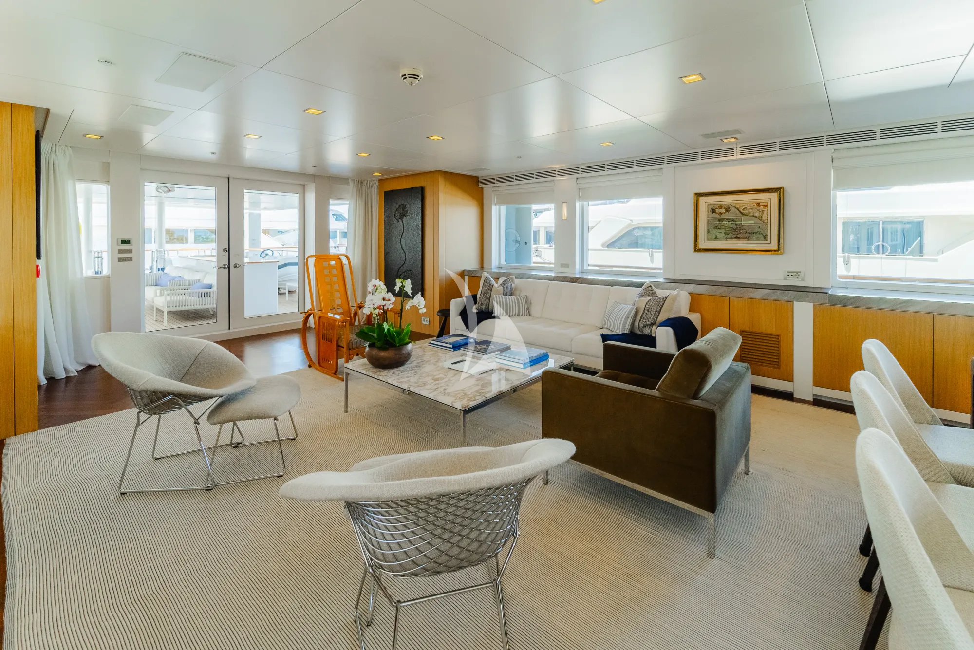 Charter Yacht OCEAN`S SEVEN - Kingship Magellan 110 - 5 Cabins - Nassau - Exumas - Bahamas