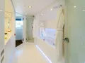 OCEAN'S SEVEN Kingship Magellan 110 - master cabin bathroom OCEAN'S SEVEN Kingship Magellan 110 - master cabin bathroom