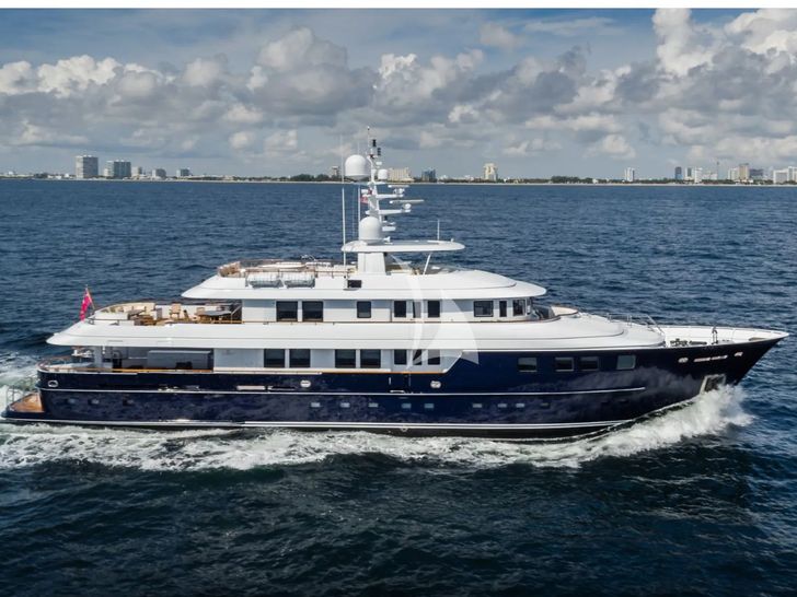 OCEAN'S SEVEN Kingship Magellan 110 - profile OCEAN'S SEVEN Kingship Magellan 110 - profile