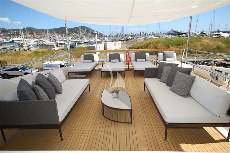 Charter Yacht OCTAVE - Sanlorenzo SL118 - 5 Cabins - Phuket - Phang Nga Bay - Phi Phi Islands - Similan Islands - Thailand - Southeast Asia