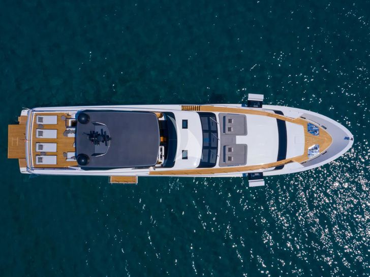 OCTAVE Sanlorenzo SL118 - top aerial shot OCTAVE Sanlorenzo SL118 - top aerial shot