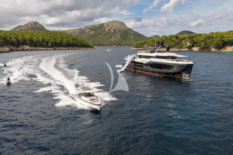 Charter Yacht OCULUS - Numarine 37 XP - 6 Cabins - Monaco - Cannes - St Tropez - French Riviera