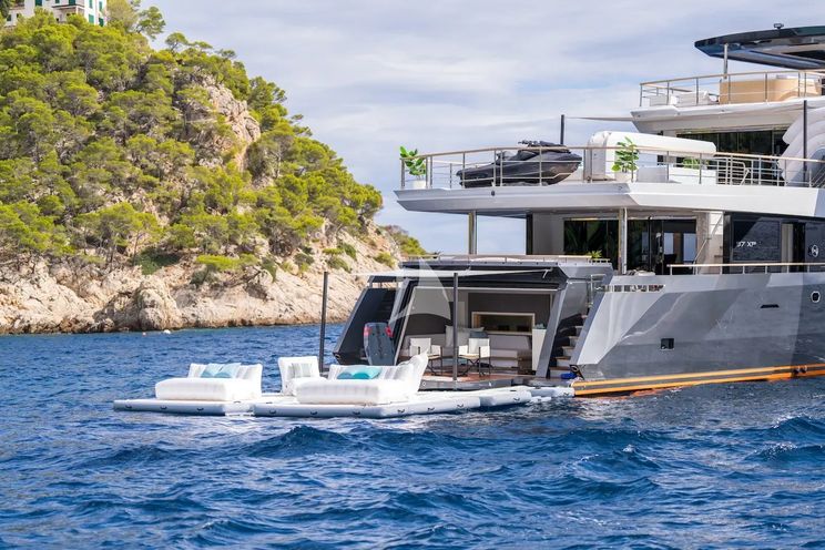 Charter Yacht OCULUS - Numarine 37 XP - 6 Cabins - Monaco - Cannes - St Tropez - French Riviera