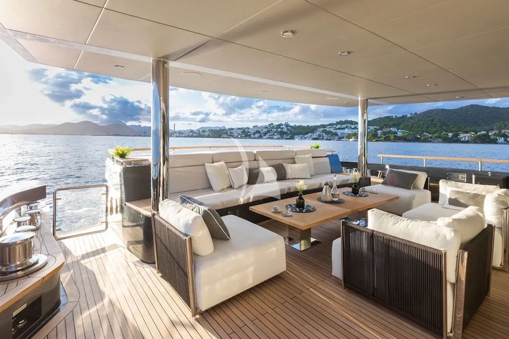 Charter Yacht OCULUS - Numarine 37 XP - 6 Cabins - Monaco - Cannes - St Tropez - French Riviera