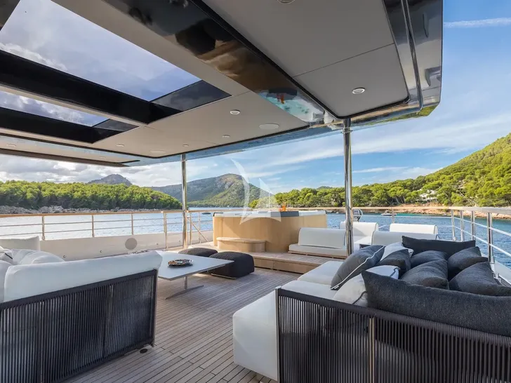 OCULUS 37m Numarine - sun deck aft OCULUS 37m Numarine - sun deck aft