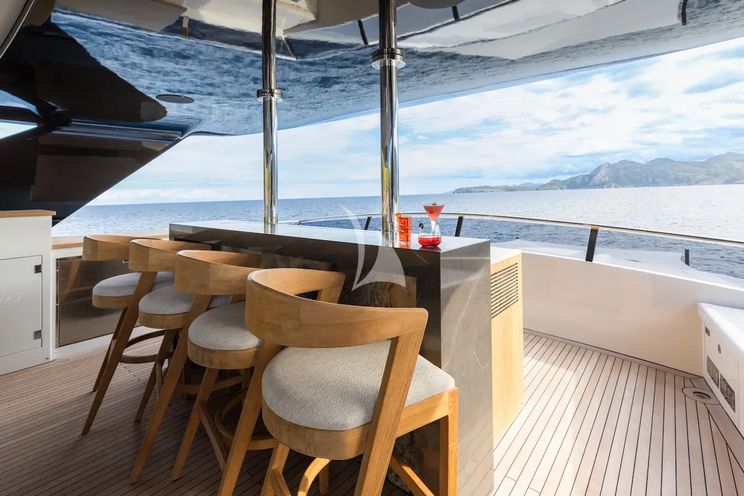 Charter Yacht OCULUS - Numarine 37 XP - 6 Cabins - Monaco - Cannes - St Tropez - French Riviera