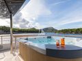 OCULUS 37m Numarine - sun deck jacuzzi OCULUS 37m Numarine - sun deck jacuzzi
