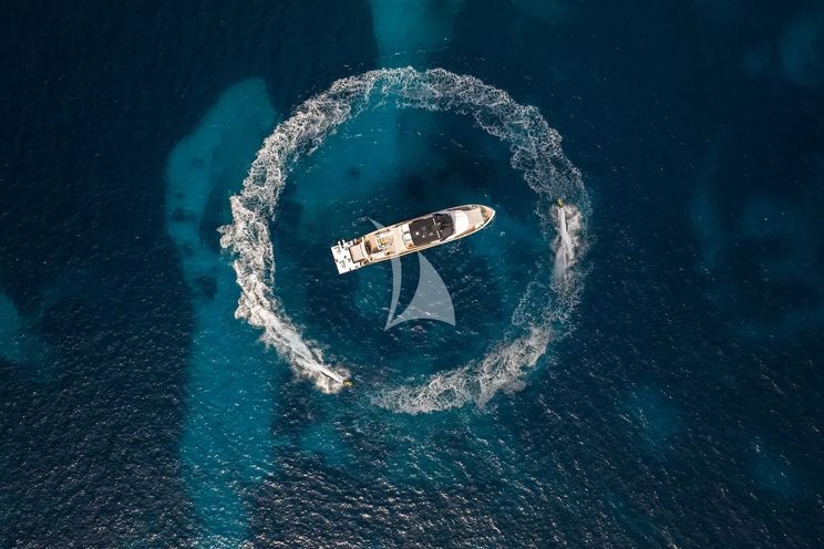 Charter Yacht OCULUS - Numarine 37 XP - 6 Cabins - Monaco - Cannes - St Tropez - French Riviera