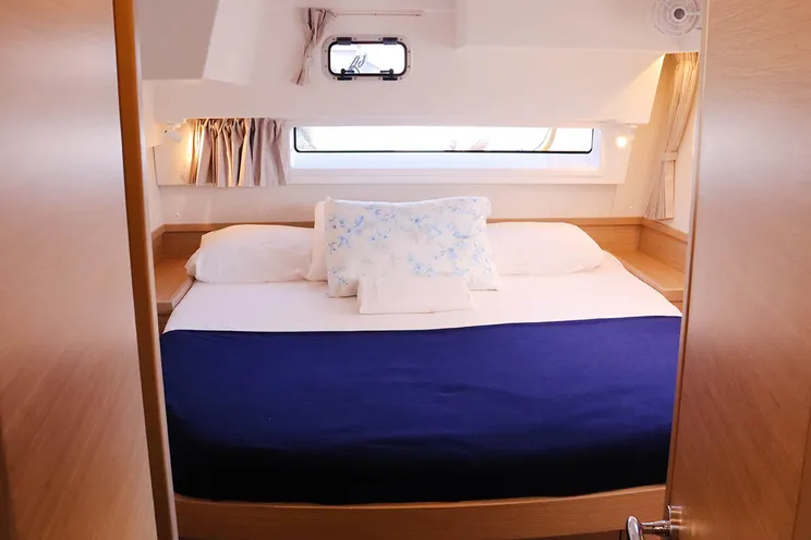 Charter Yacht ODYSSEY - Lagoon 42 - 4 Cabins - Tortola - Anegada - Virgin Gorda