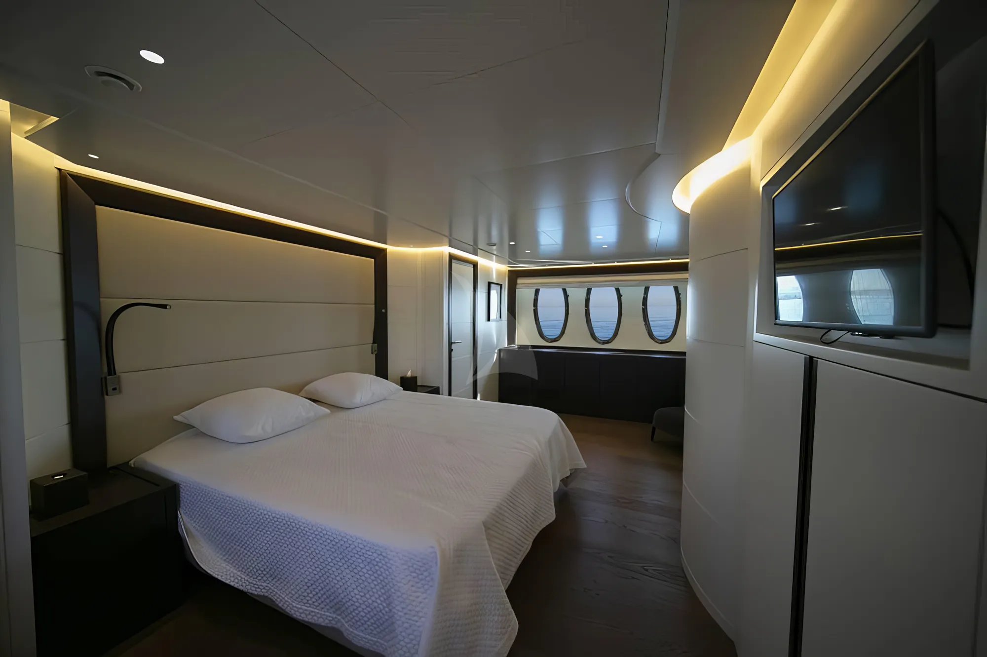 Charter Yacht ONCE MORE - Posillippo Technema 120 - 5 Cabins - Athens - Mykonos - Paros - Cyclades - Greece