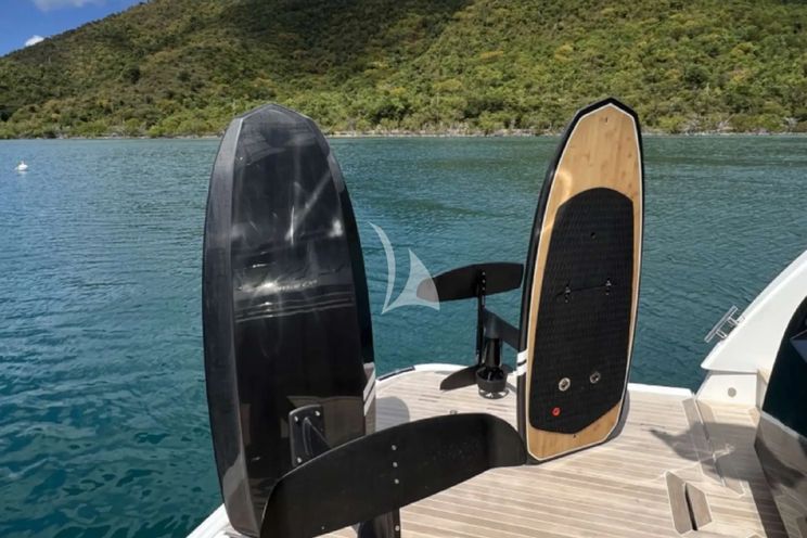 Charter Yacht OMNIA - Pearl 78 - 4 Cabins - Cannes - Monaco - St Tropez - French Riviera