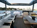 OMNIA Pearl 78 - flybridge seating and dining area OMNIA Pearl 78 - flybridge seating and dining area
