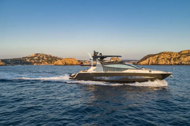 Charter Yacht OMNIA - Pearl 78 - 4 Cabins - Cannes - Monaco - St Tropez - French Riviera