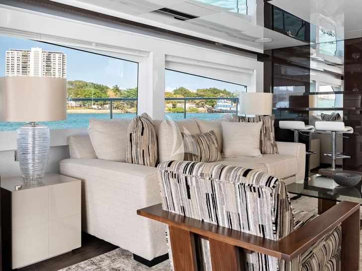 OMNIA Pearl 78 - saloon seating OMNIA Pearl 78 - saloon seating