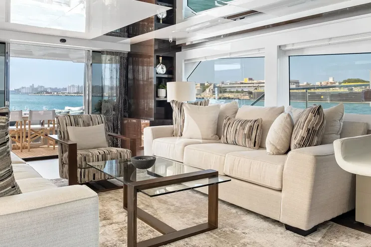 Charter Yacht OMNIA - Pearl 78 - 4 Cabins - Cannes - Monaco - St Tropez - French Riviera