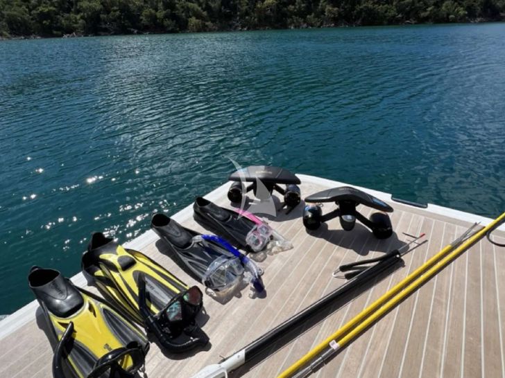 OMNIA Pearl 78 - water toys OMNIA Pearl 78 - water toys