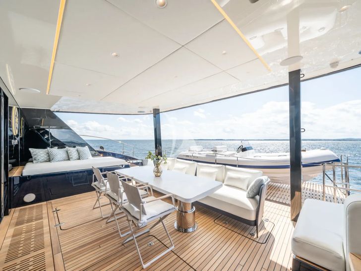 ONE PLANET Sunreef 70 ONE PLANET Sunreef 70