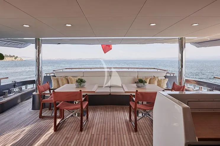Charter Yacht ONE ZERO - Numarine 37XP - 6 Cabins - St Tropez - Nice - Antibes - Monaco - Cannes - French Riviera