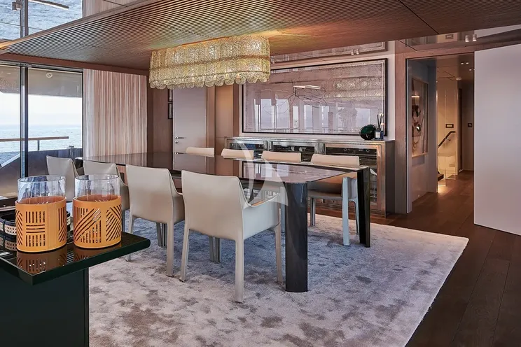 Charter Yacht ONE ZERO - Numarine 37XP - 6 Cabins - St Tropez - Nice - Antibes - Monaco - Cannes - French Riviera