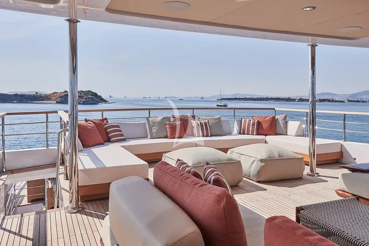 Charter Yacht ONE ZERO - Numarine 37XP - 6 Cabins - St Tropez - Nice - Antibes - Monaco - Cannes - French Riviera