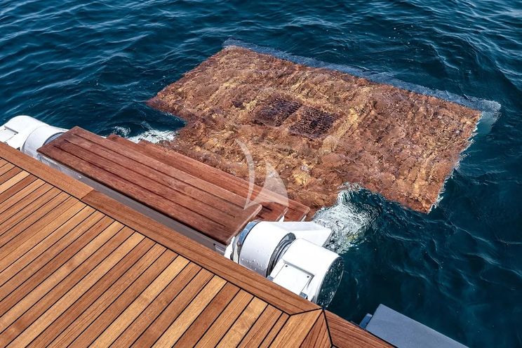 Charter Yacht ONE ZERO - Numarine 37XP - 6 Cabins - St Tropez - Nice - Antibes - Monaco - Cannes - French Riviera