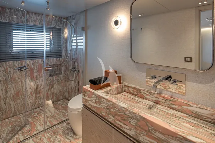 Charter Yacht ONE ZERO - Numarine 37XP - 6 Cabins - St Tropez - Nice - Antibes - Monaco - Cannes - French Riviera