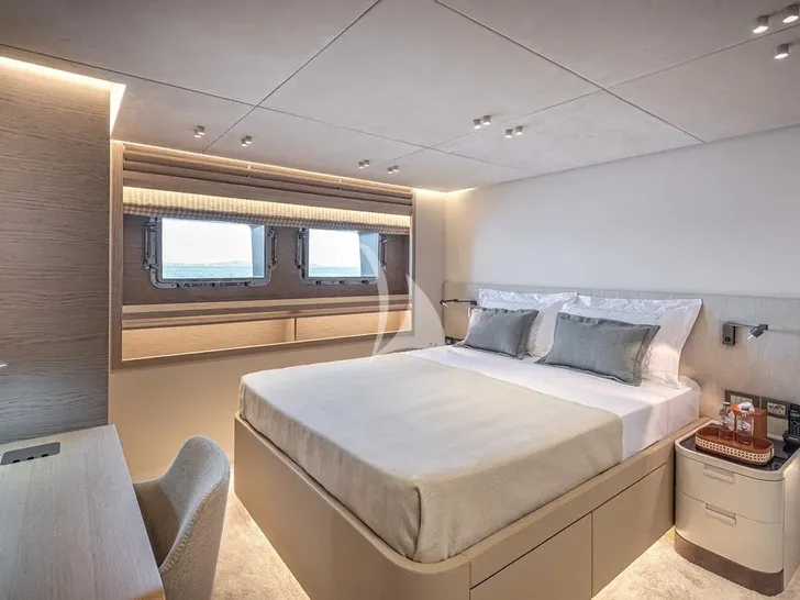 ONE ZERO Numarine 37XP - stbd VIP cabin 1 ONE ZERO Numarine 37XP - stbd VIP cabin 1