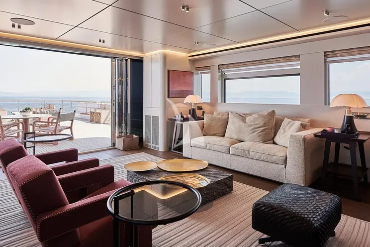 Charter Yacht ONE ZERO - Numarine 37XP - 6 Cabins - St Tropez - Nice - Antibes - Monaco - Cannes - French Riviera