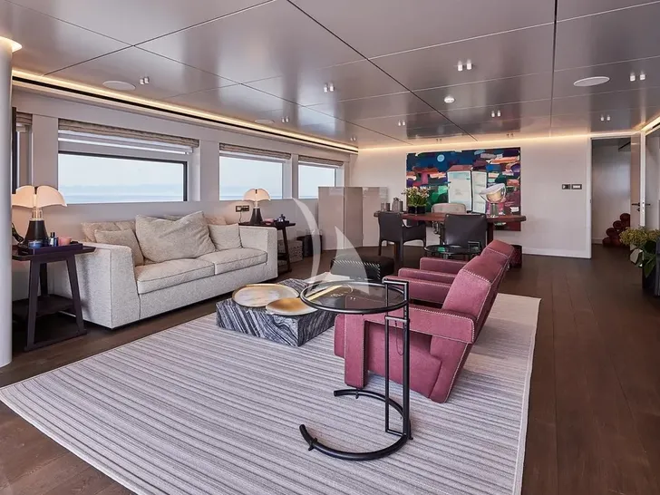 ONE ZERO Numarine 37XP - upper deck salon ONE ZERO Numarine 37XP - upper deck salon