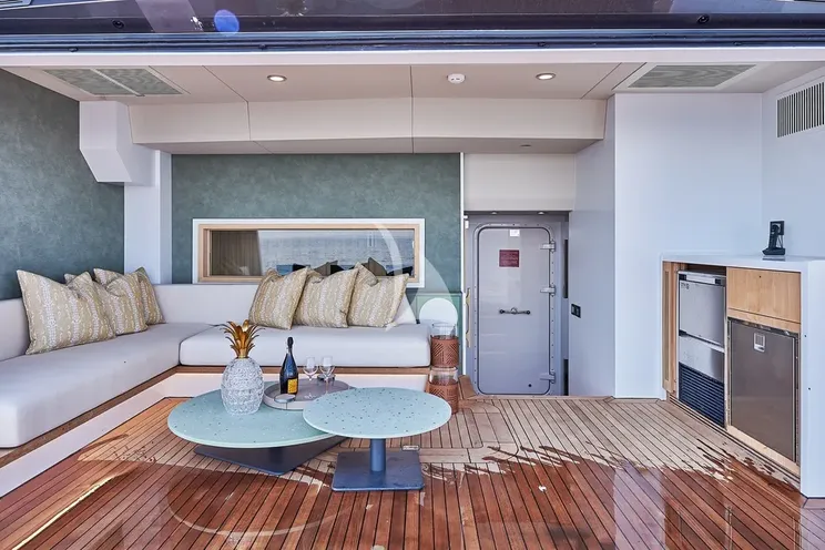 Charter Yacht ONE ZERO - Numarine 37XP - 6 Cabins - St Tropez - Nice - Antibes - Monaco - Cannes - French Riviera