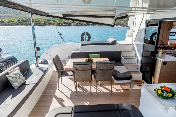 Charter Yacht ONE FEELING - Lagoon 51 - 6 Cabins - Athens - Mykonos - Paros - Cyclades - Greece