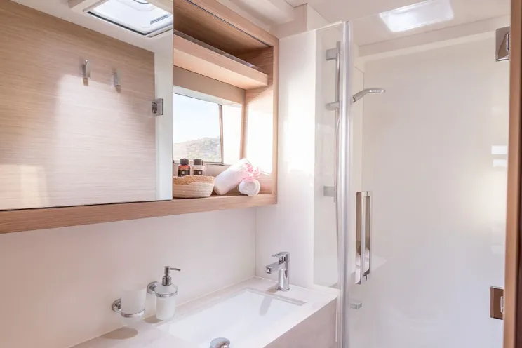 Charter Yacht ONE FEELING - Lagoon 51 - 6 Cabins - Athens - Mykonos - Paros - Cyclades - Greece