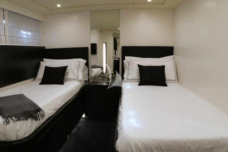 Charter Yacht ONLY ONE - Overmarine Mangusta 92 - 4 Cabins - Naples - Capri - Positano - Amalfi Coast - Italy