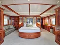 OPTION B Benetti Classic 121 - VIP cabin 1 OPTION B Benetti Classic 121 - VIP cabin 1
