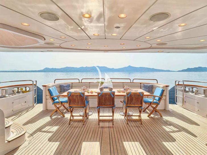 OPTION B Benetti Classic 121 - main aft deck dining OPTION B Benetti Classic 121 - main aft deck dining