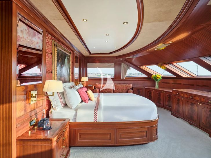 OPTION B Benetti Classic 121 - master cabin side shot OPTION B Benetti Classic 121 - master cabin side shot
