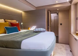 VEGA - Lagoon 55 VIP cabin