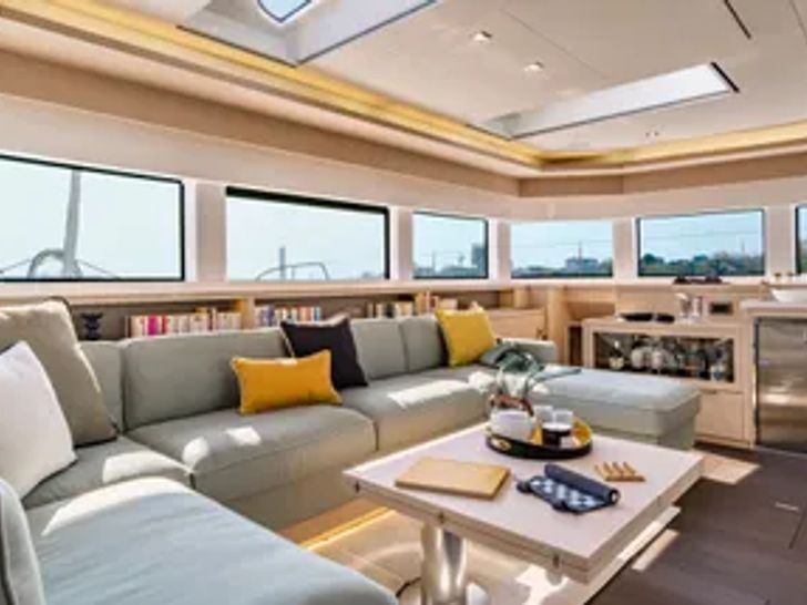 VEGA - Lagoon 55 saloon seating VEGA - Lagoon 55 saloon seating