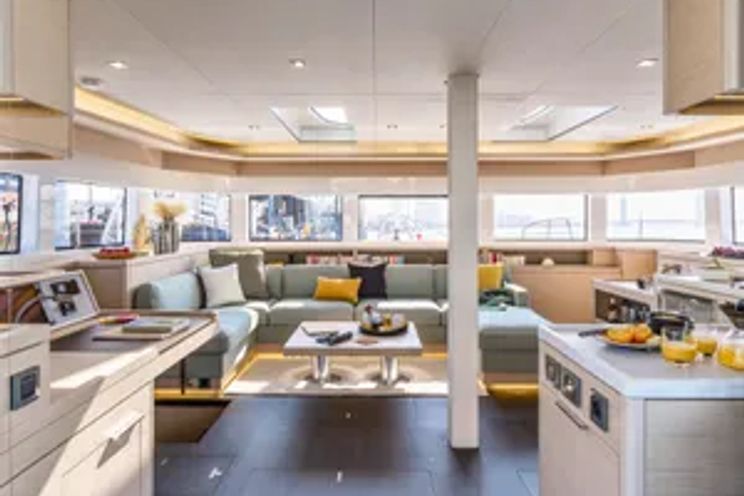 Charter Yacht VEGA - Lagoon 55 - 4 Cabins - Sicily - Lipari - Palermo