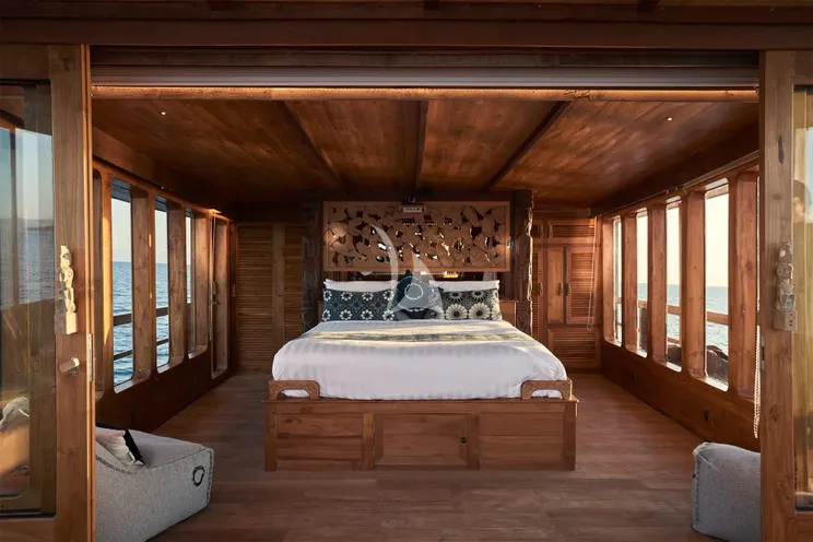 Charter Yacht ORACLE - Phinisi 35m - 2 Cabins - Labuan Bajo - Komodo - Sorong - Raja Ampat - Indonesia