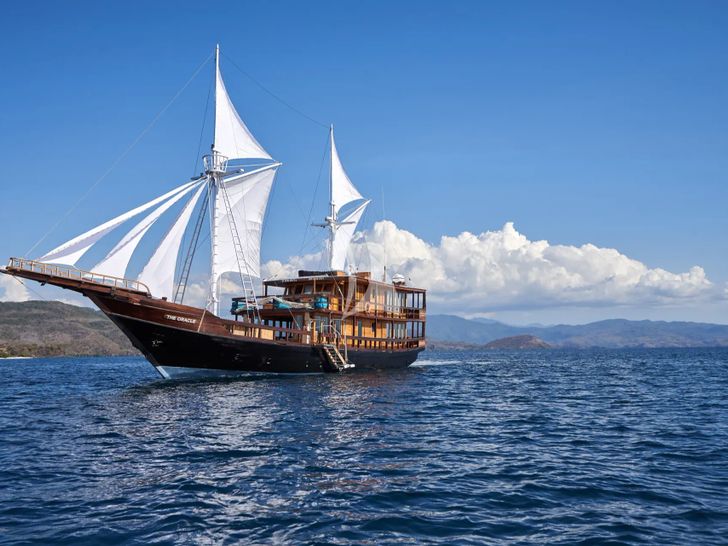 ORACLE Phinisi 35m - sailing ORACLE Phinisi 35m - sailing