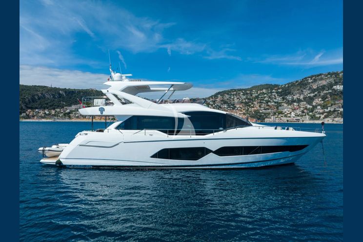 Charter Yacht OREGGIA - Sunseeker 76 Yacht - 4 Cabins - Cannes - Monaco - St Tropez - French Riviera
