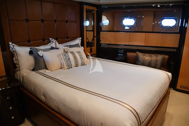 Charter Yacht ORION I - Mangusta 92 - 4 Cabins - St Tropez - Cannes - Monaco - French Riviera