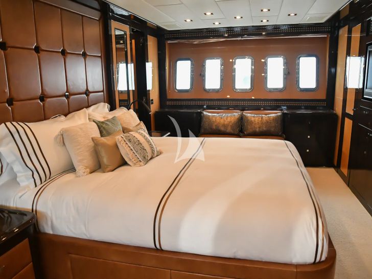 ORION I Mangusta 92 - master cabin ORION I Mangusta 92 - master cabin
