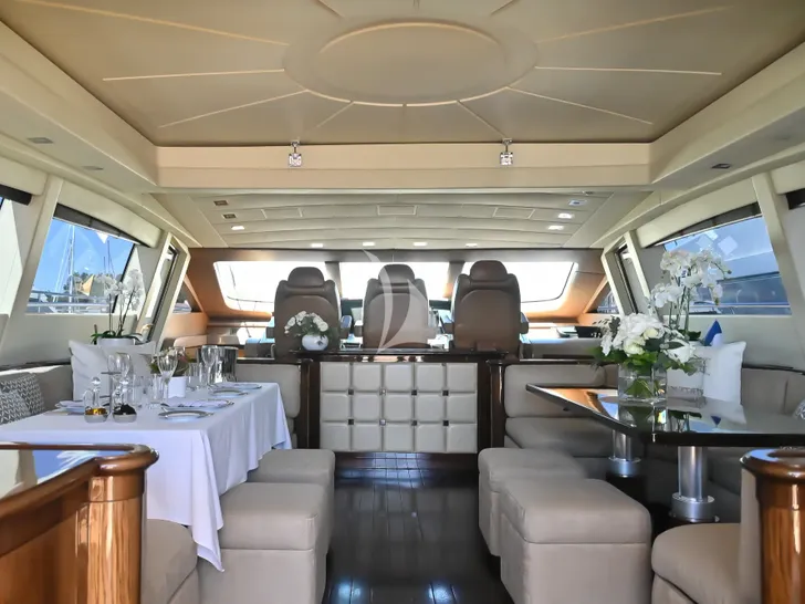 ORION I Mangusta 92 - saloon and dining area ORION I Mangusta 92 - saloon and dining area