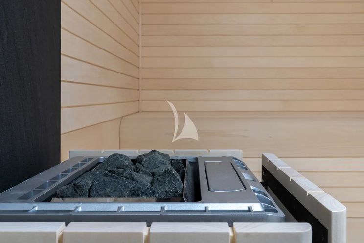 Charter Yacht ORION - Heesen 50m Aluminium FDHF - 6 Cabins - Cannes - St Tropez - Nice - Antibes - Monaco - French Riviera